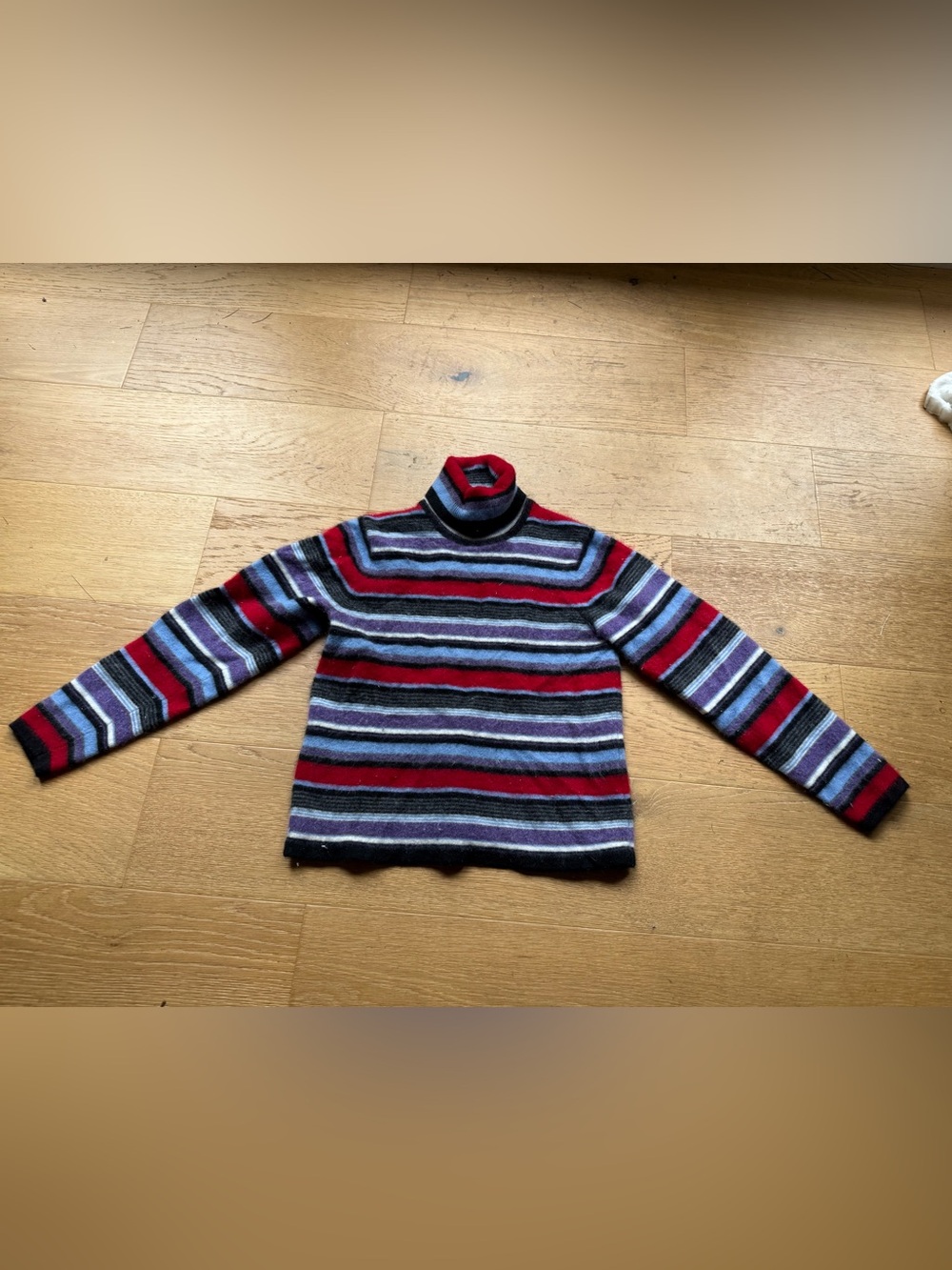 Kids orvis 100% cashmere Striped Turtleneck Sweater  (tagged as woman’s small)